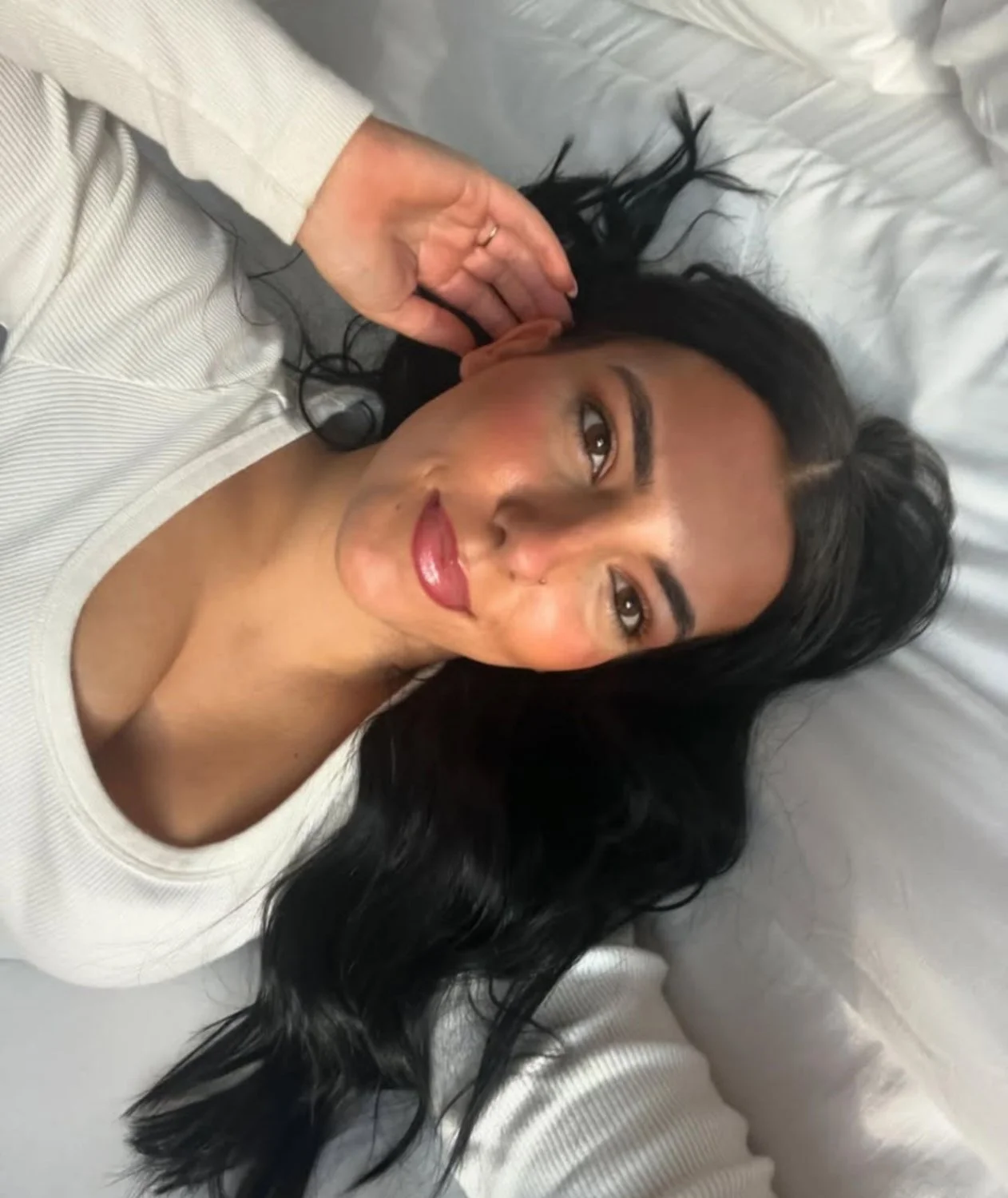 Slut sisters Karly and Bri kik appexasian for the same treatment image 5