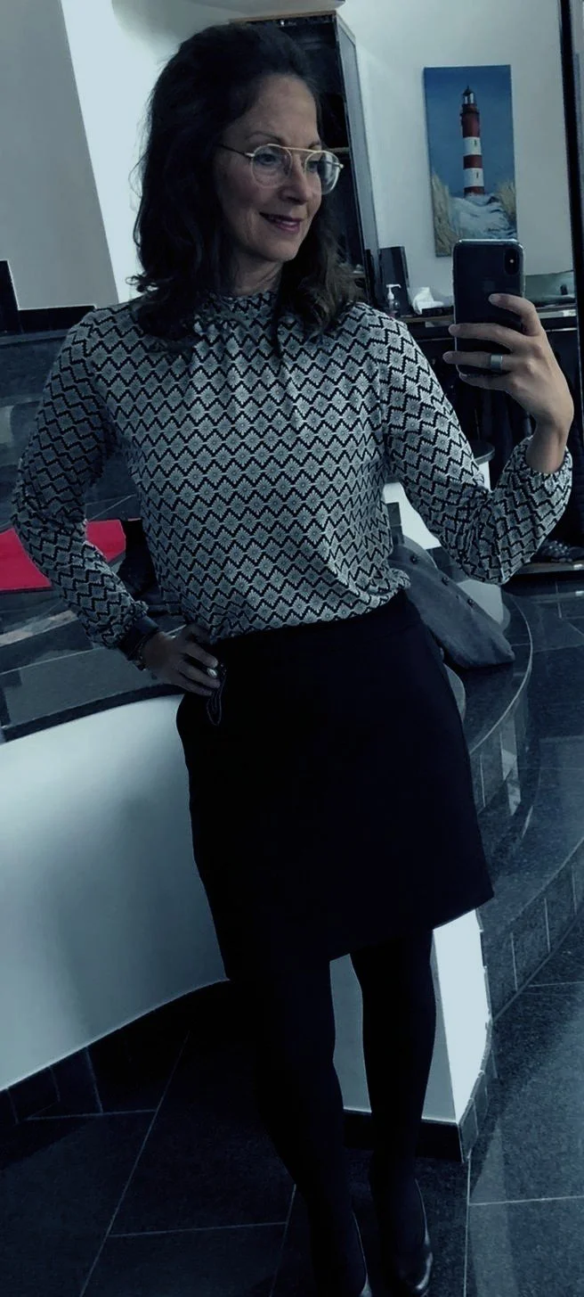 REAL GERMAN AMATEUR MOM SELFI main image
