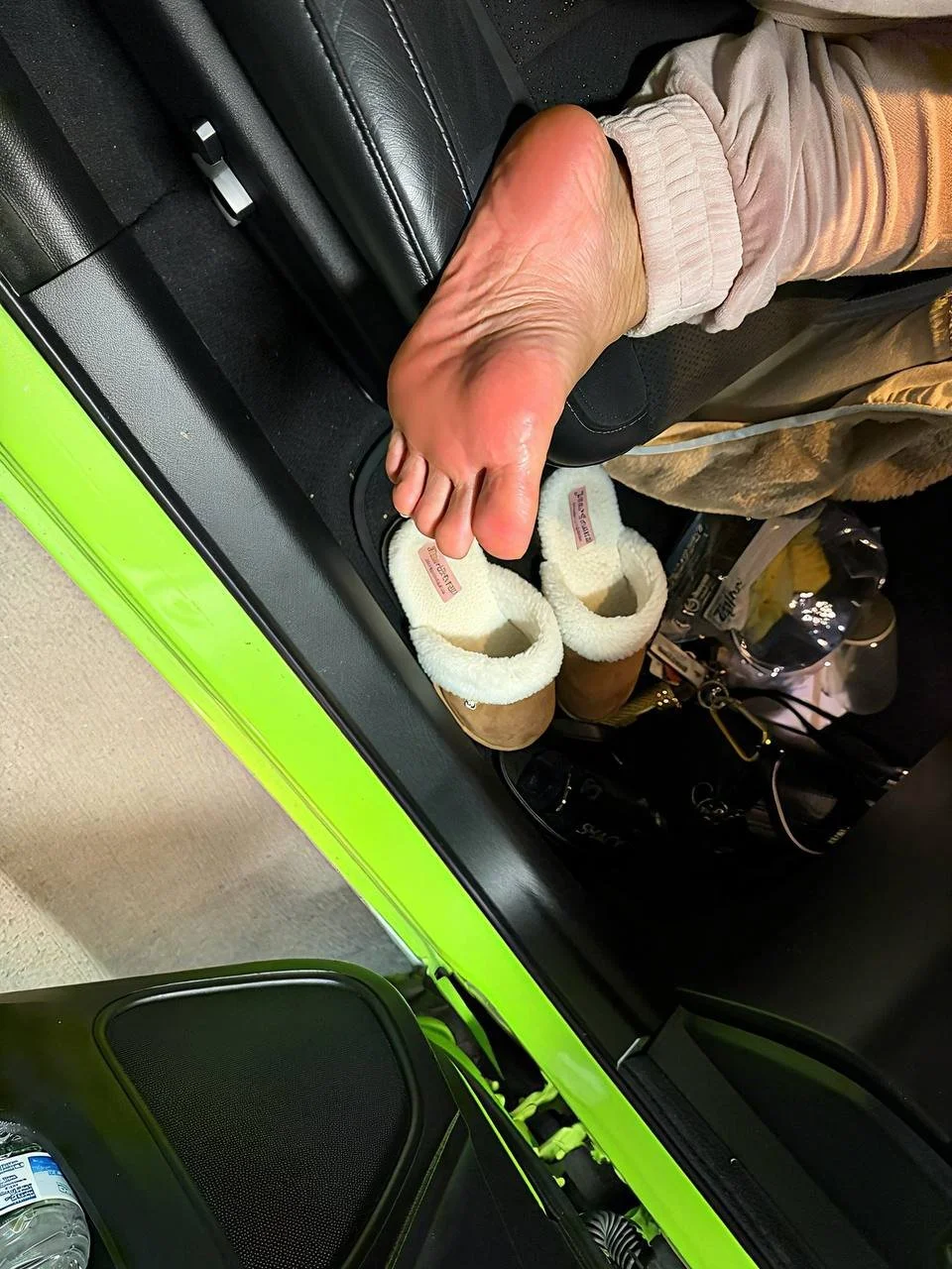 Feet dump image 5