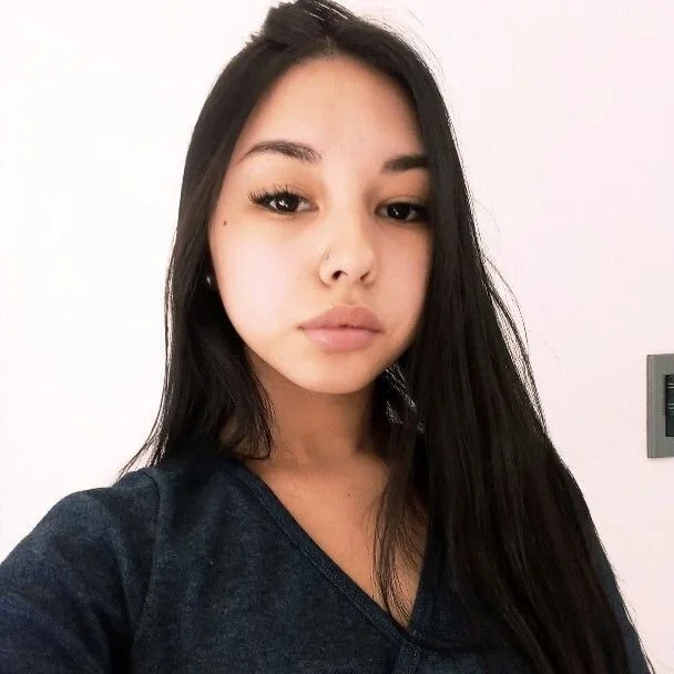 Argentina Morocha Brenda flaca sexy culona con coño Rico deliciosa main image