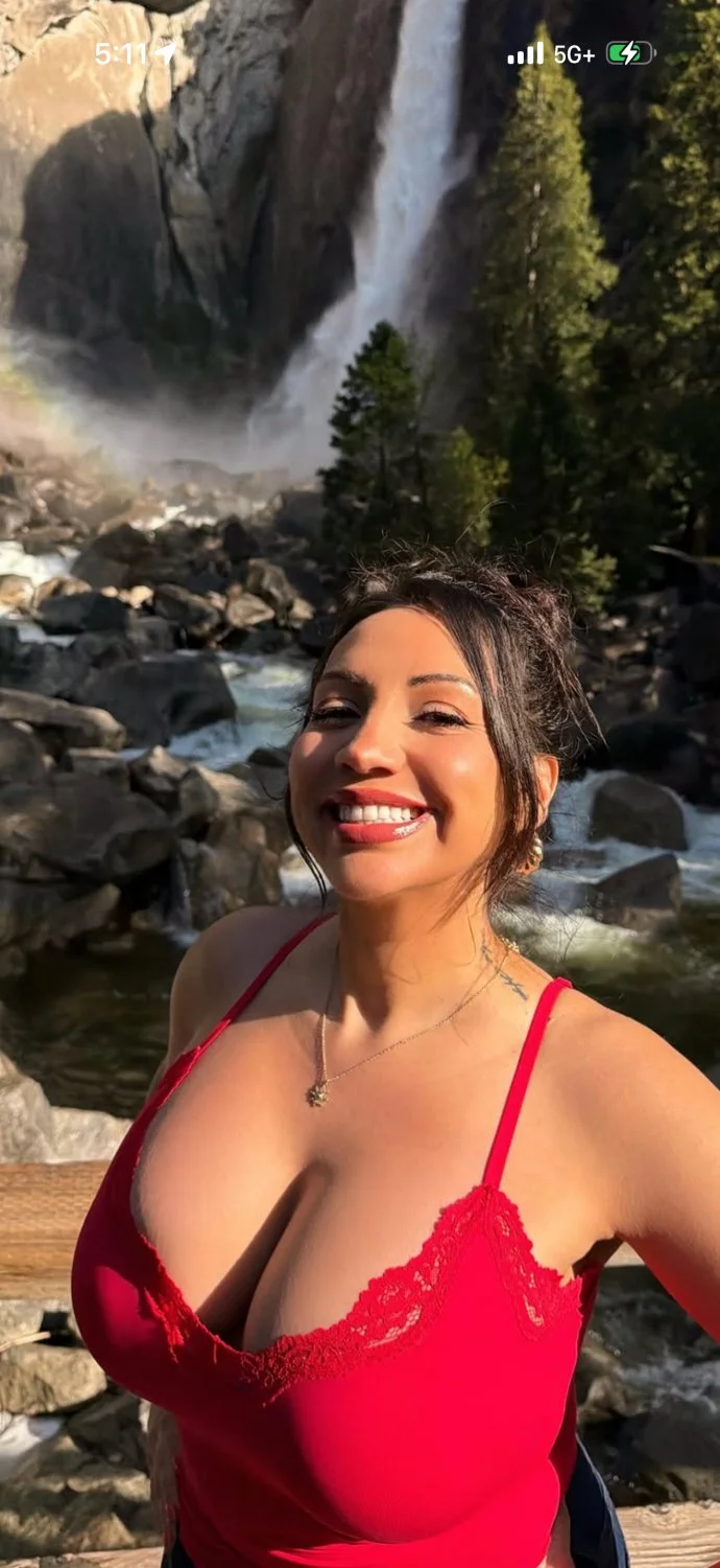Tabbbbyyyyy n Kayyyy Cleavage image 25