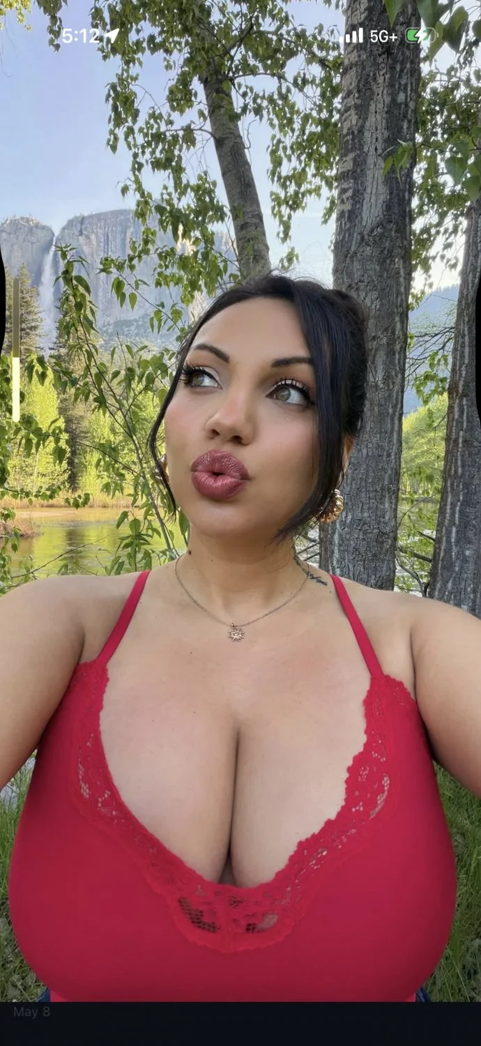 Tabbbbyyyyy n Kayyyy Cleavage image 31