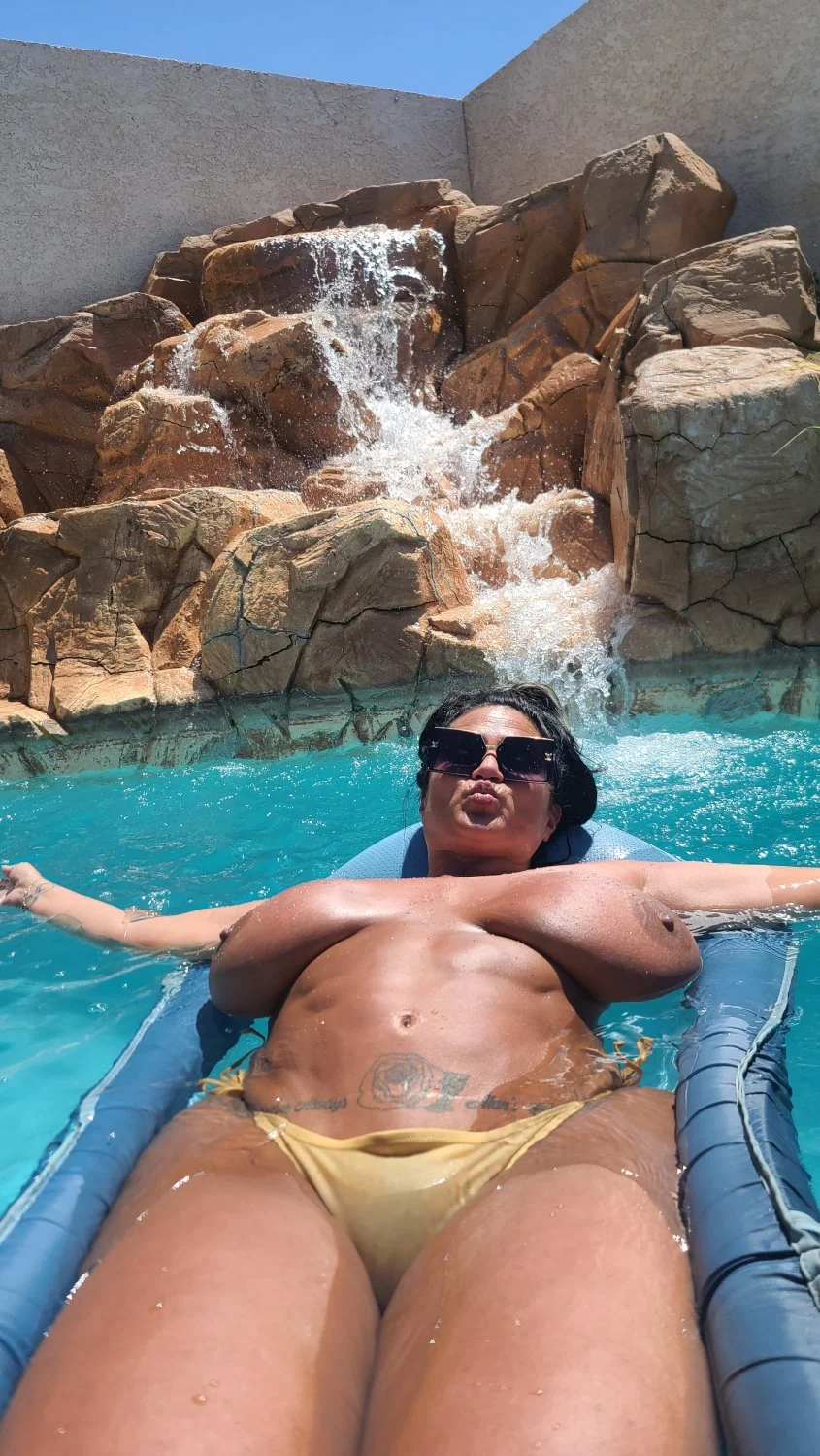 Do you wanna fuck me in the pool? main image