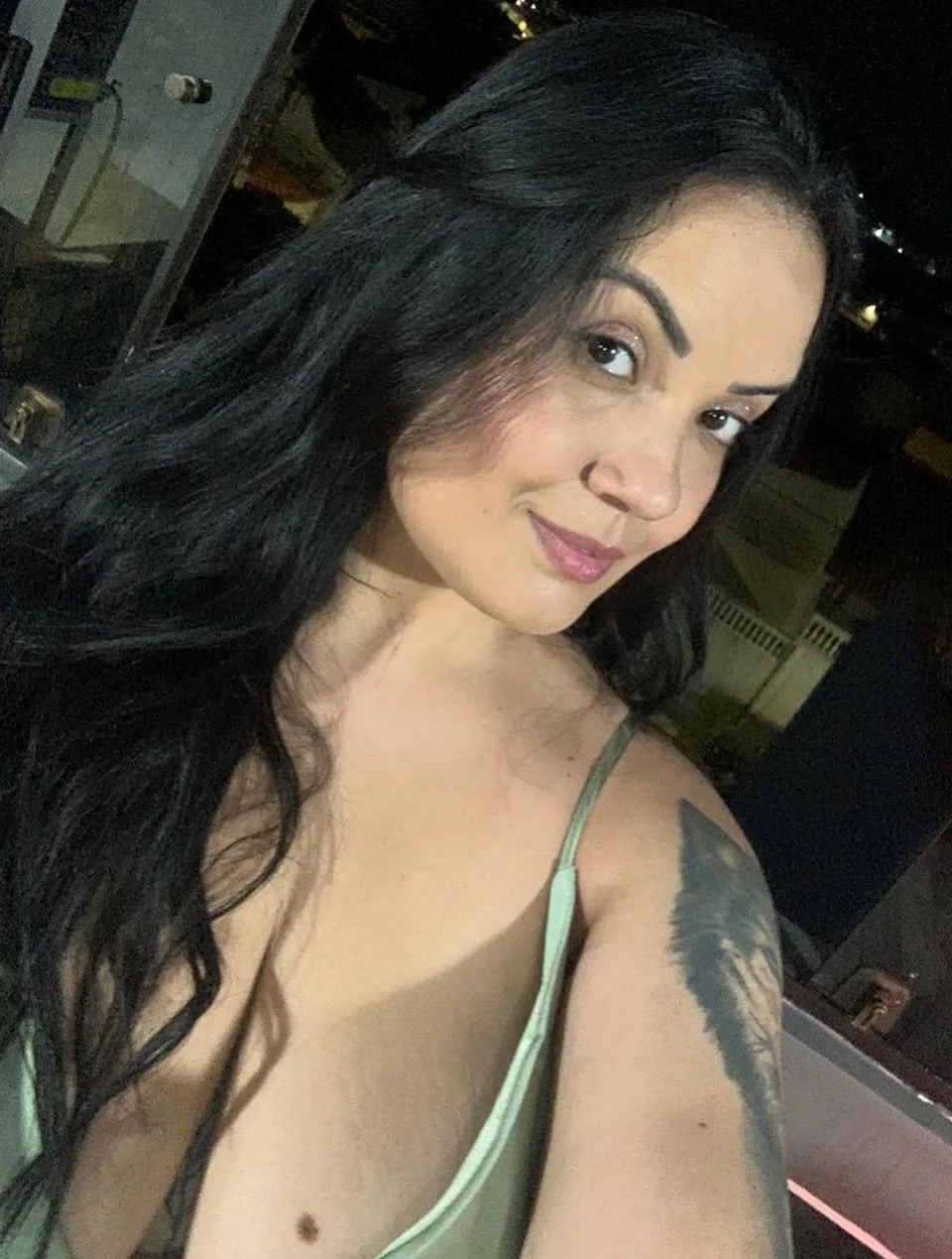 LETICIA PUTA GORDA GOSTOSA image 11