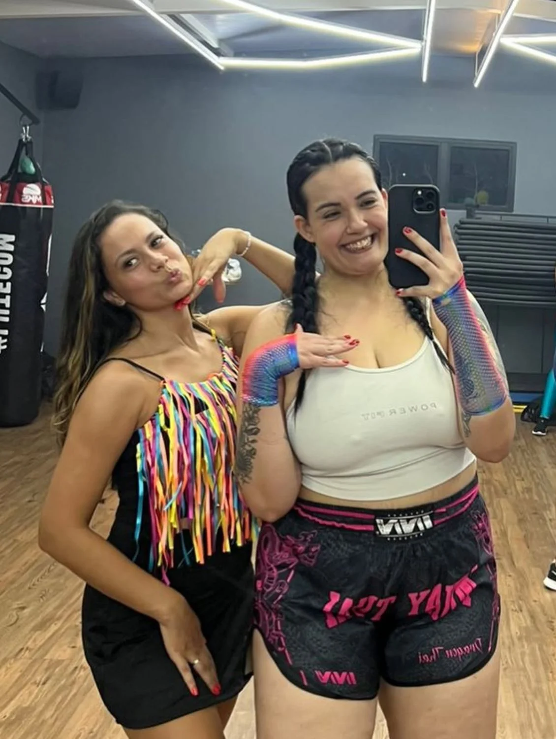LETICIA PUTA GORDA GOSTOSA image 16