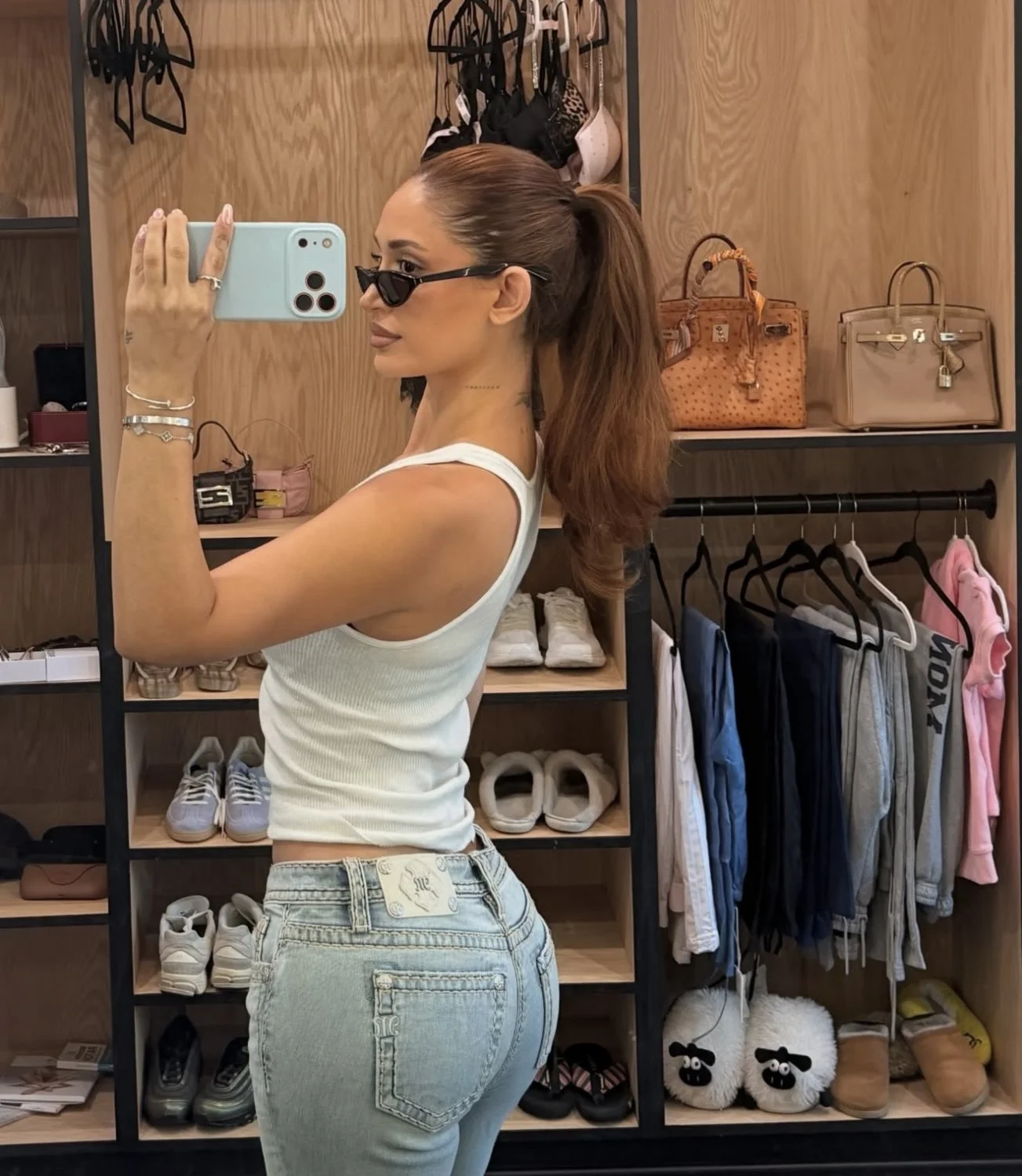 Love Island Leah Karen was such a sexy whore image 1