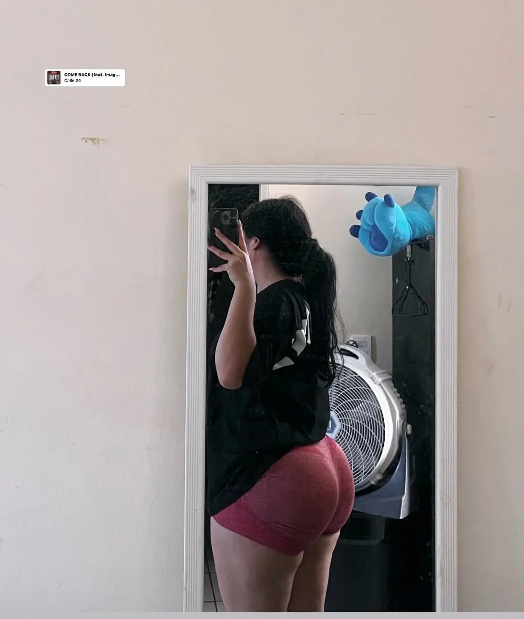 Culona del tik tok bailando rico image 4