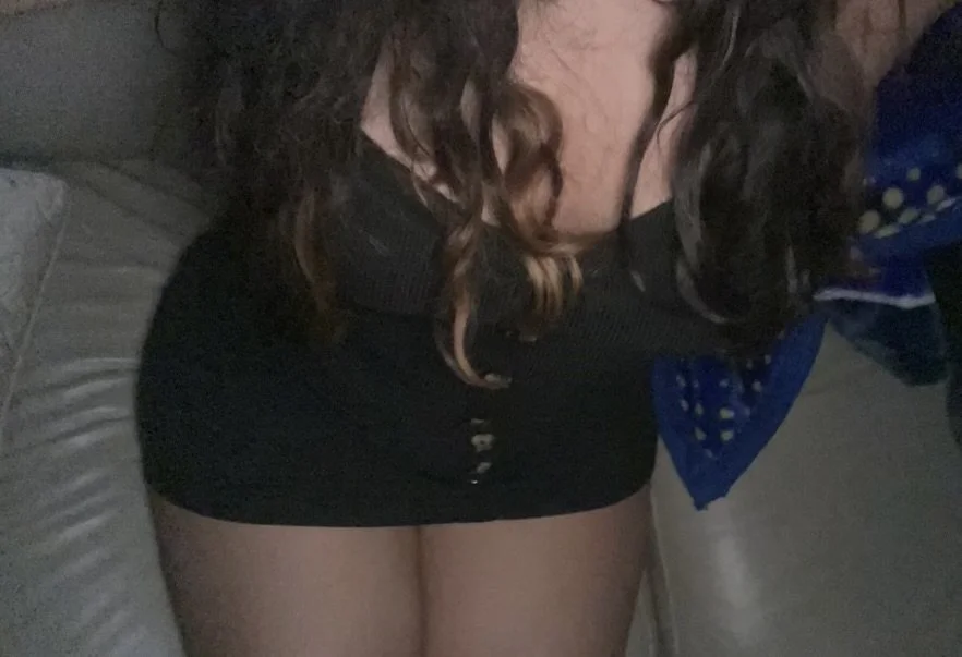 Thick Latina Black Dress image 8