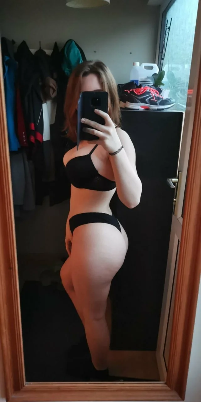 Super hot gf image 12