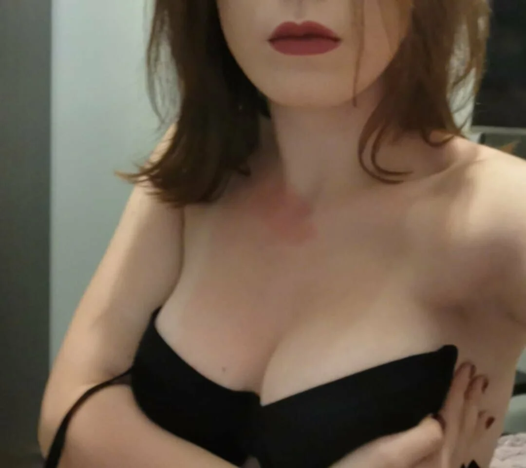 Super hot gf image 7