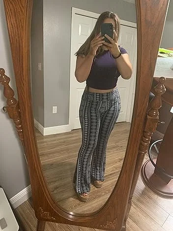 Pawgs + Flairs + Mirror Selfies main image