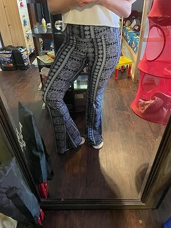 Pawgs + Flairs + Mirror Selfies image 4