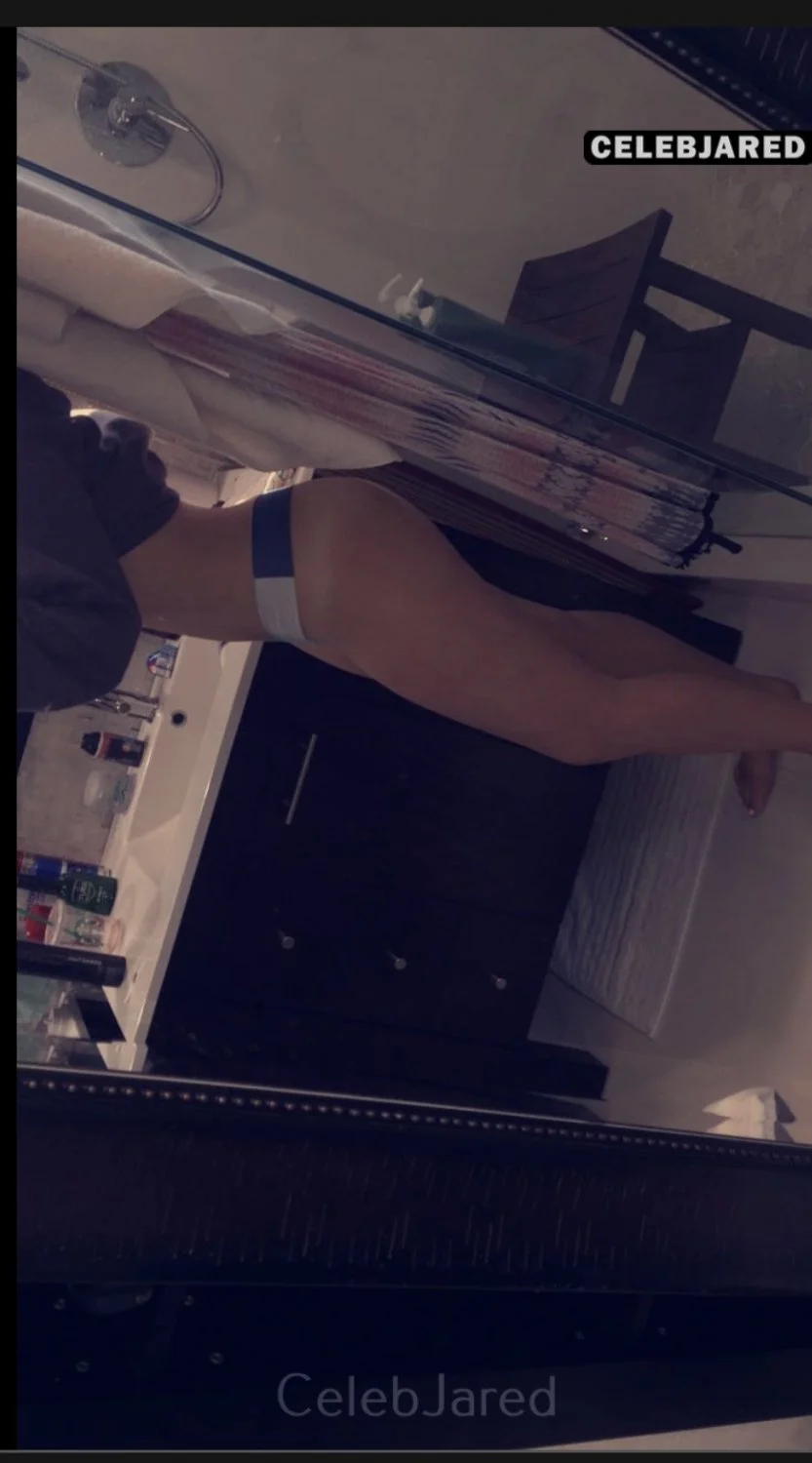 Sexy GF J shared image 2