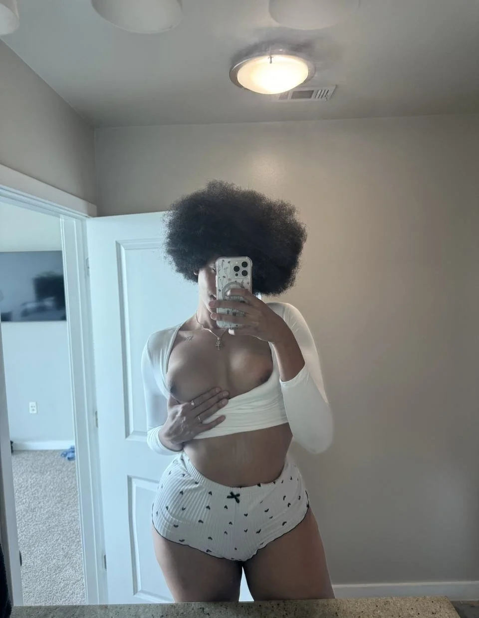 Slim Thick Afro Latina Slut image 3