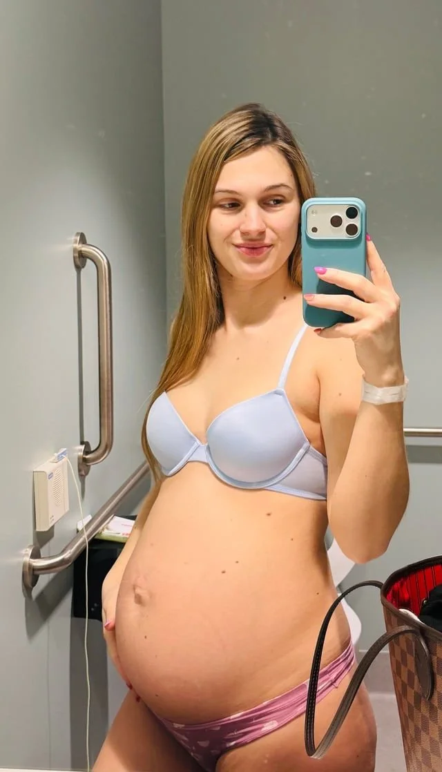 OMG this freaky mother of 4 image 37