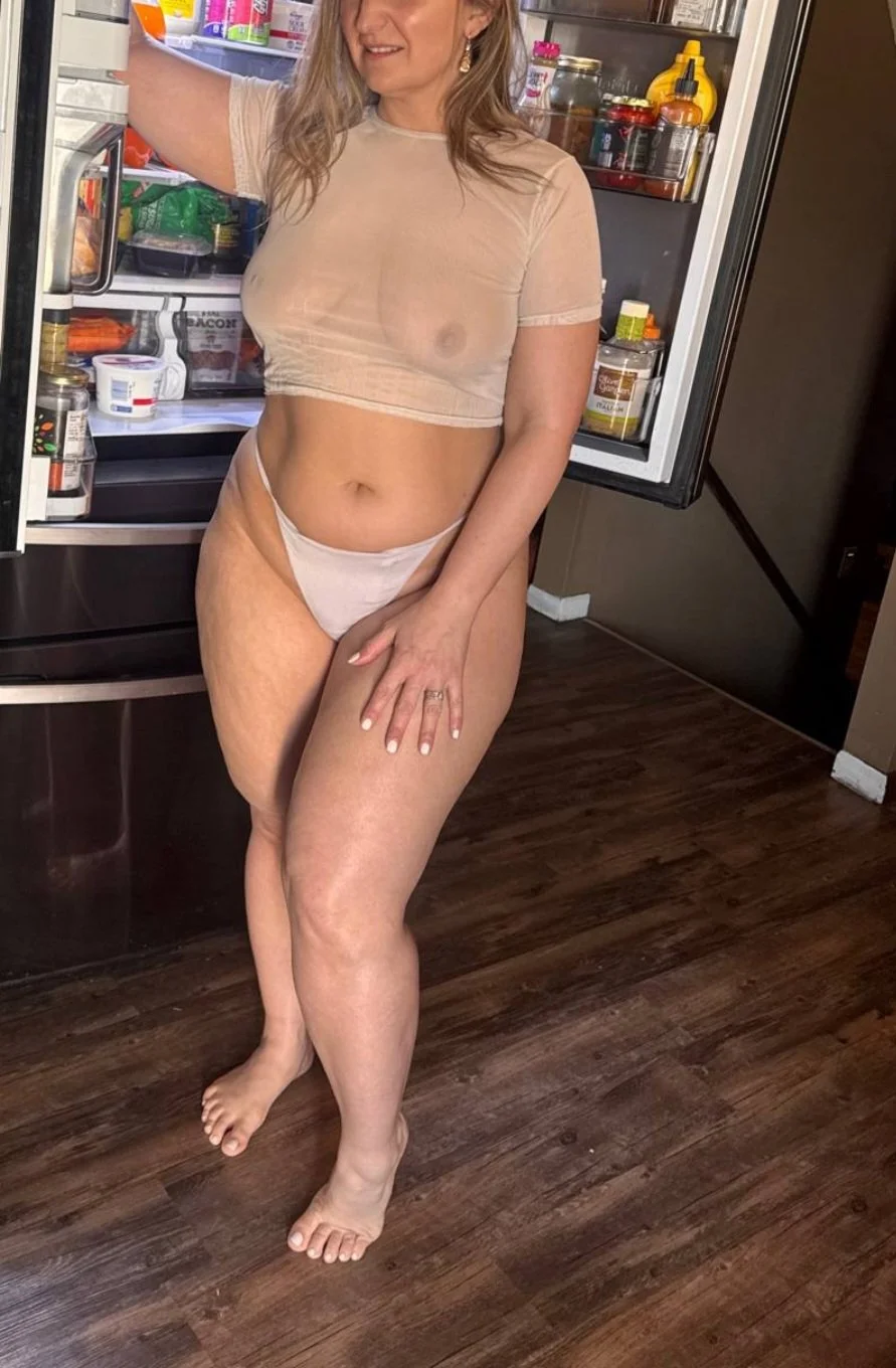 Sexy Wife image 2