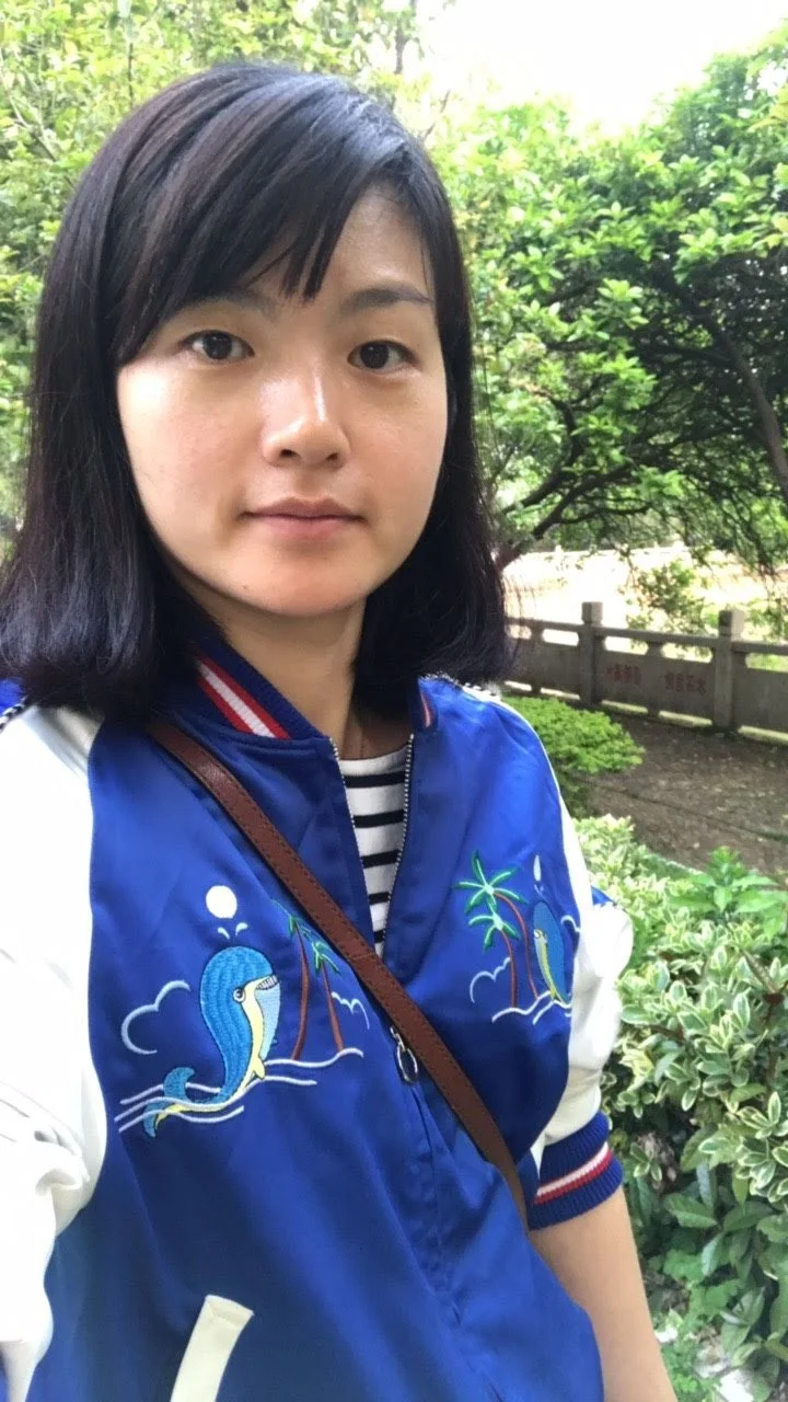 Ke Mingxing clothed image 6