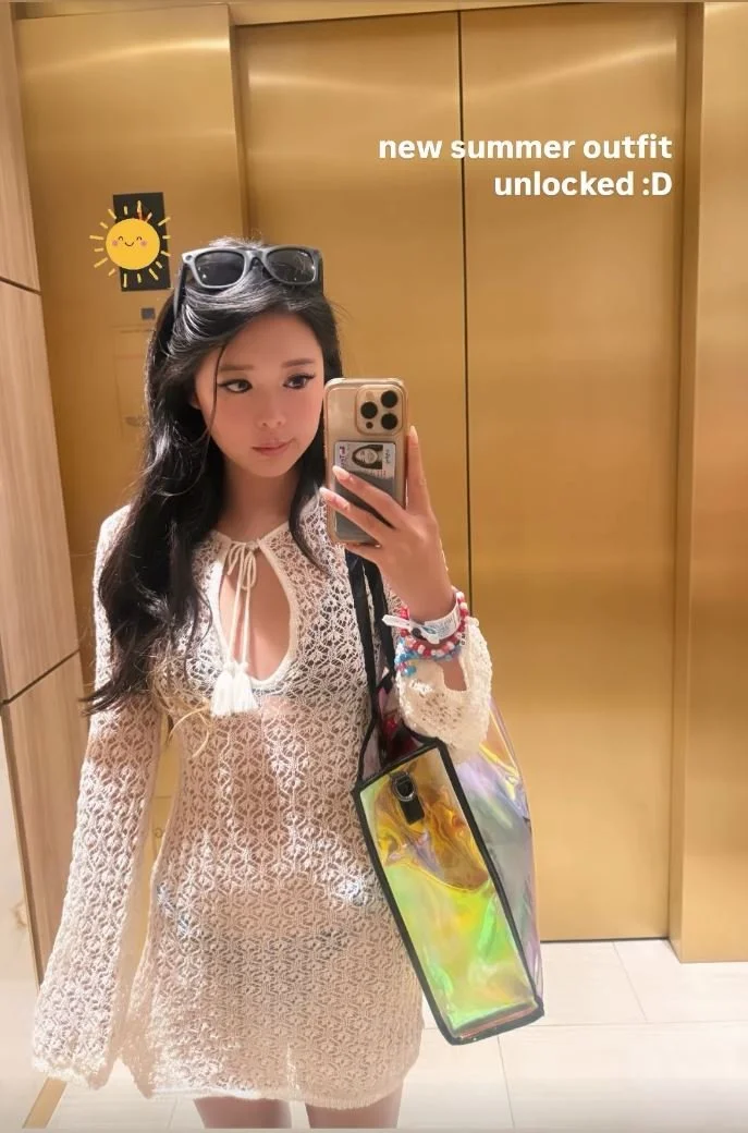 Annoying Chink Streamer Emily image 10