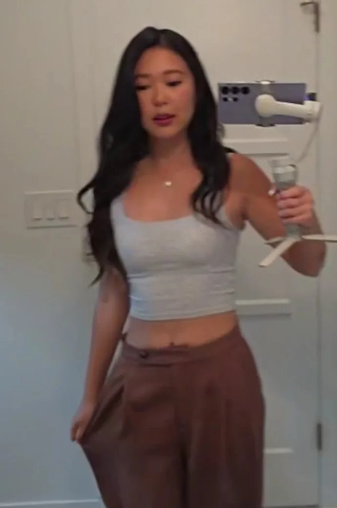 Annoying Chink Streamer Emily image 16