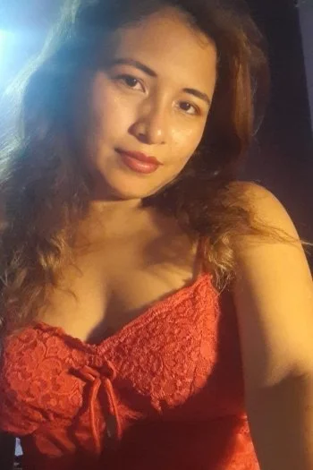 Amateur Ruby From Argentina With Hairy Pussy image 4