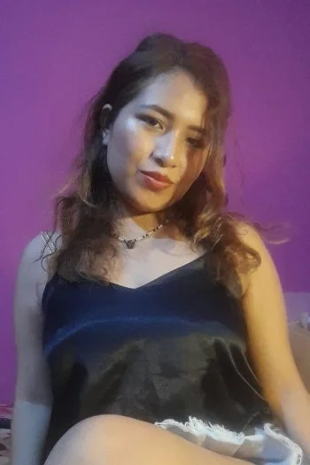 Amateur Ruby From Argentina With Hairy Pussy image 5