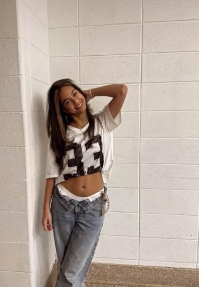 Izzy Hernandez, 19, NY image 3