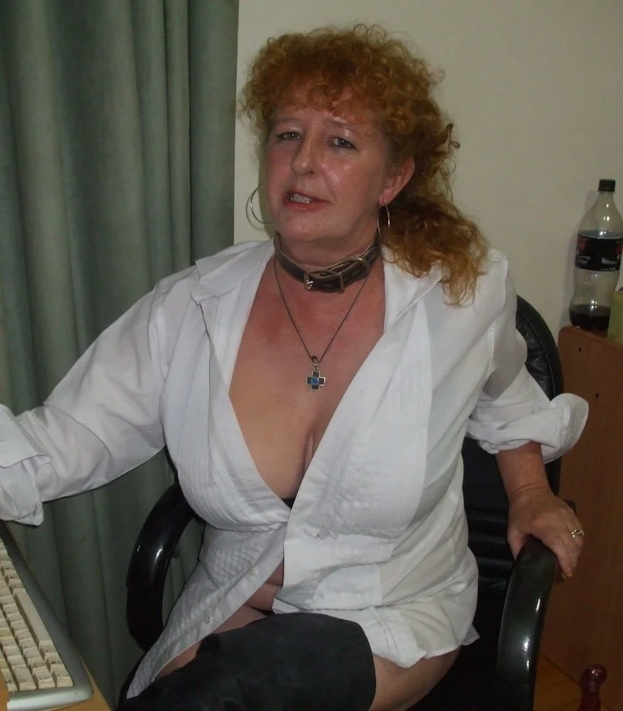 Carol 68y old image 11