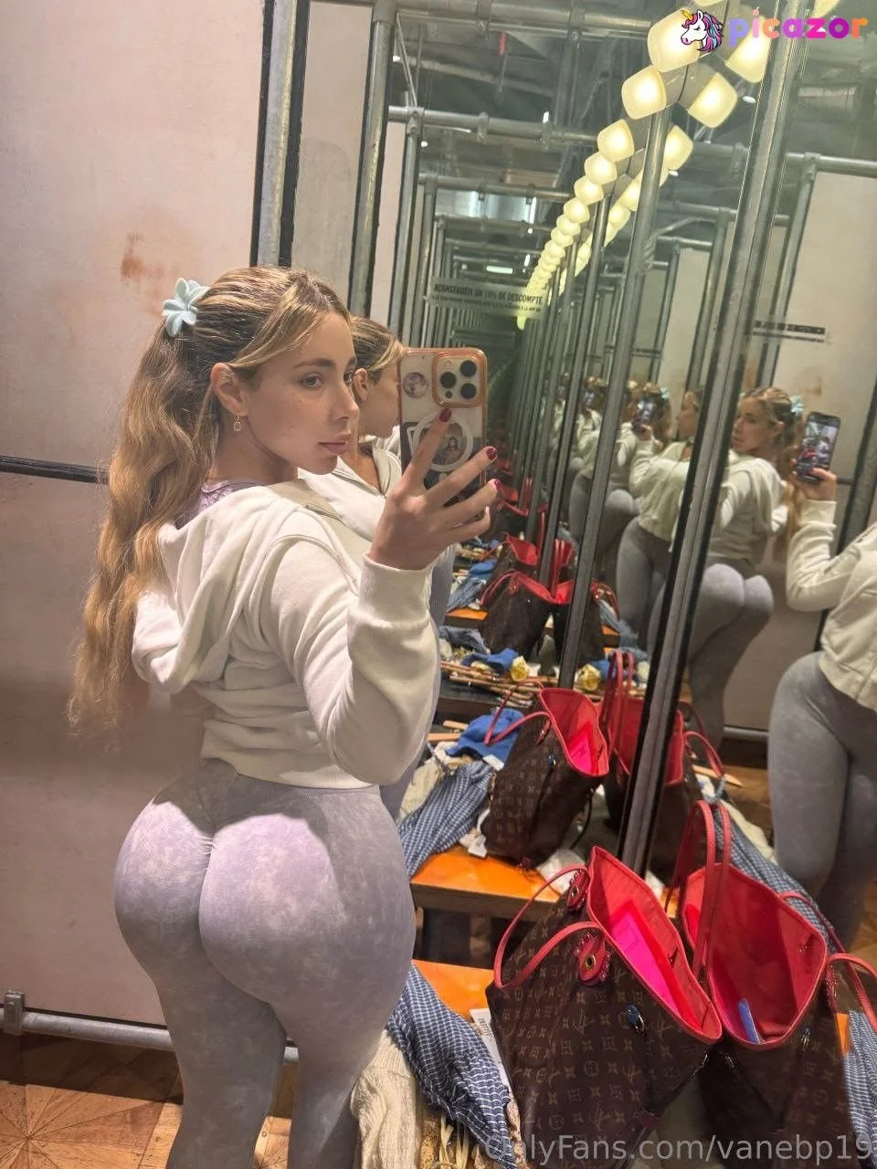 X - Vanessa 🔝 image 33