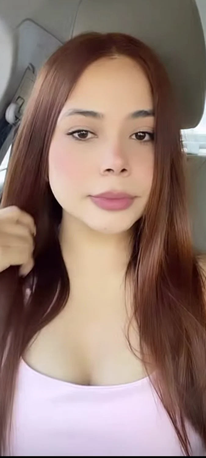 Girl puta hermosa y ricas piernas de gym sexy image 23