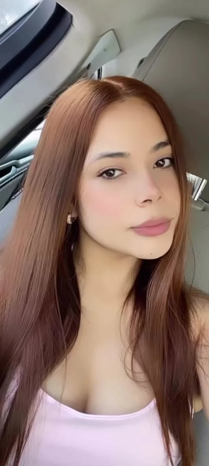 Girl puta hermosa y ricas piernas de gym sexy image 25