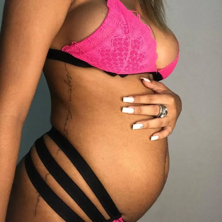 Puta do corno famosinha do insta, adora se expor pros macho gozar pra ela image 2