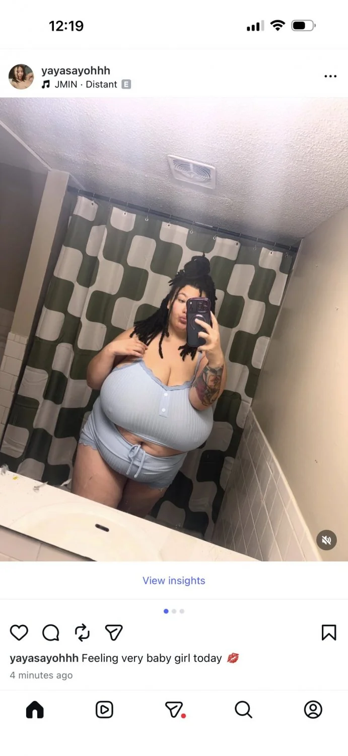Masive Boobs image 12