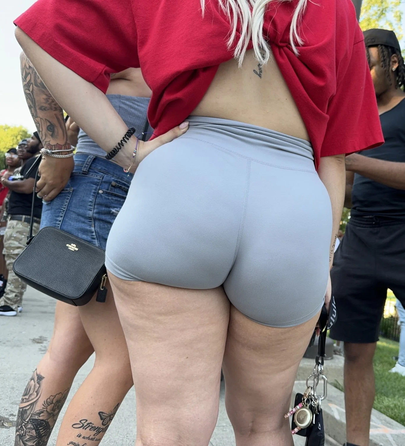 Would you be with her ?😳 image 3