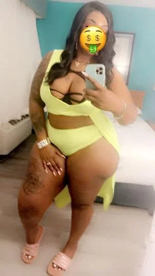 baddie hooker image 3
