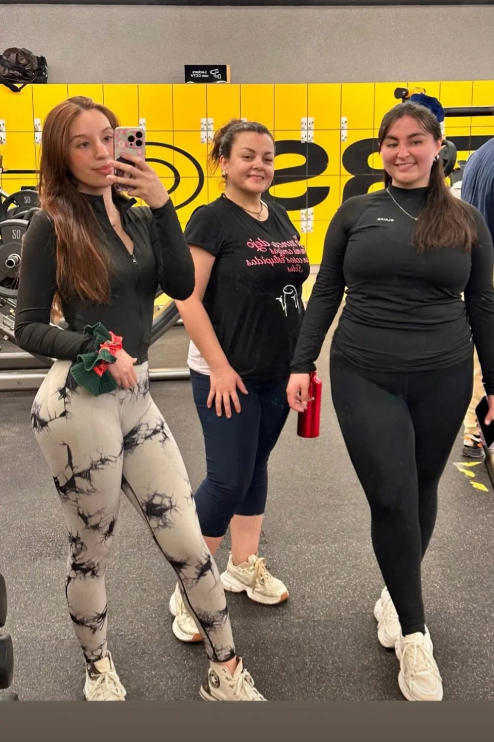 Chilenas ricas en el gim, rajonas image 8