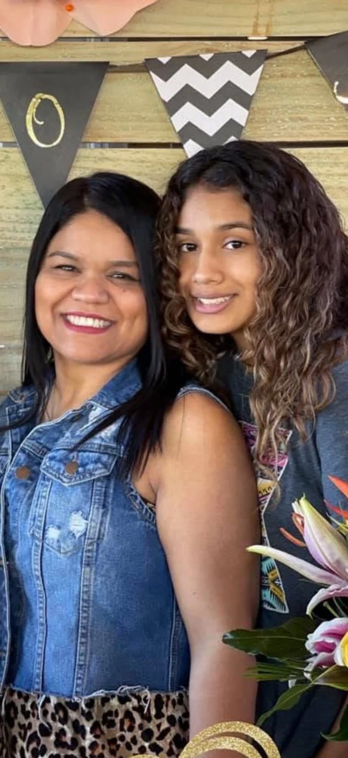 Claudia and her daughter main image
