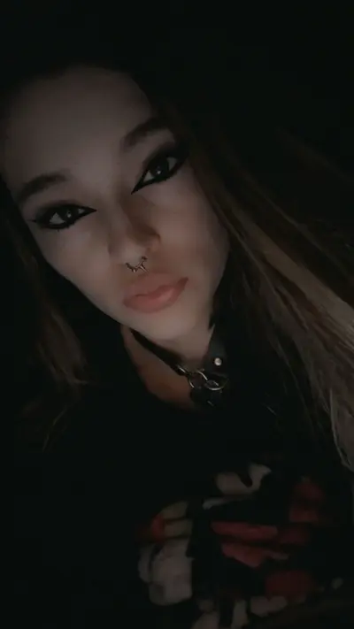 Me or alina rose? cover image