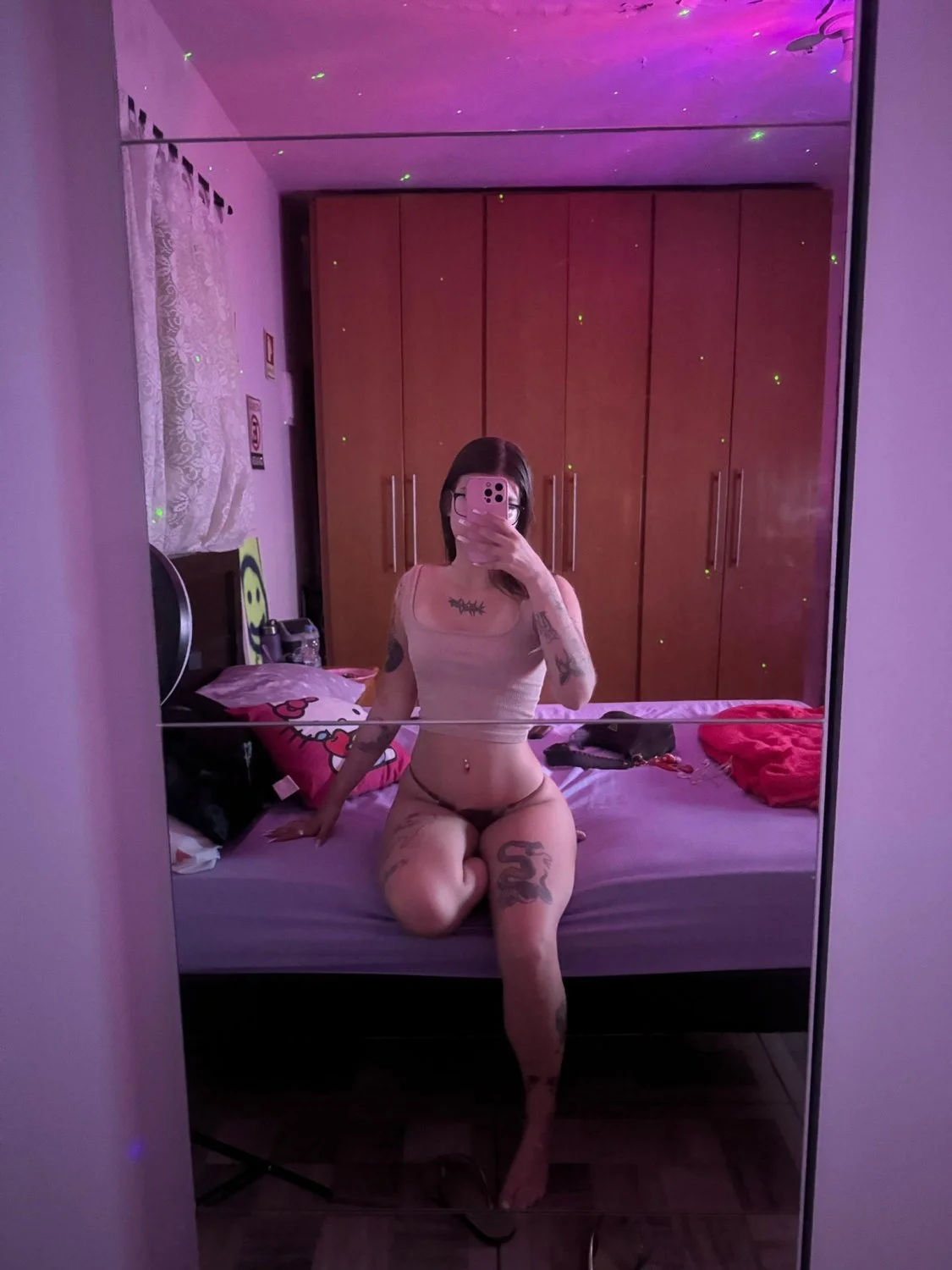Novinha tatuada image 17