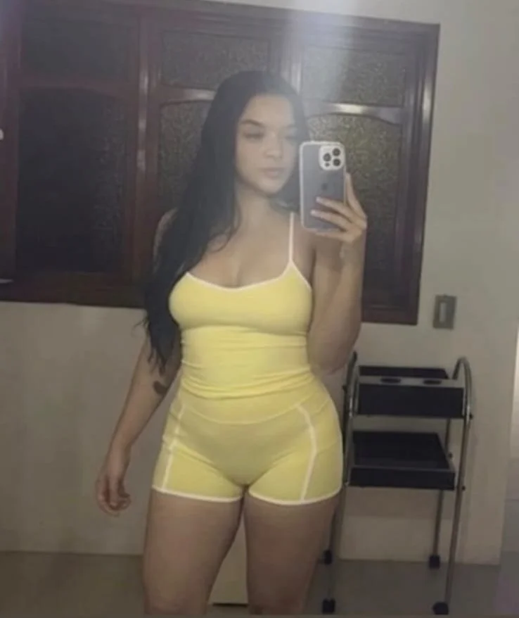 Mayra g image 6