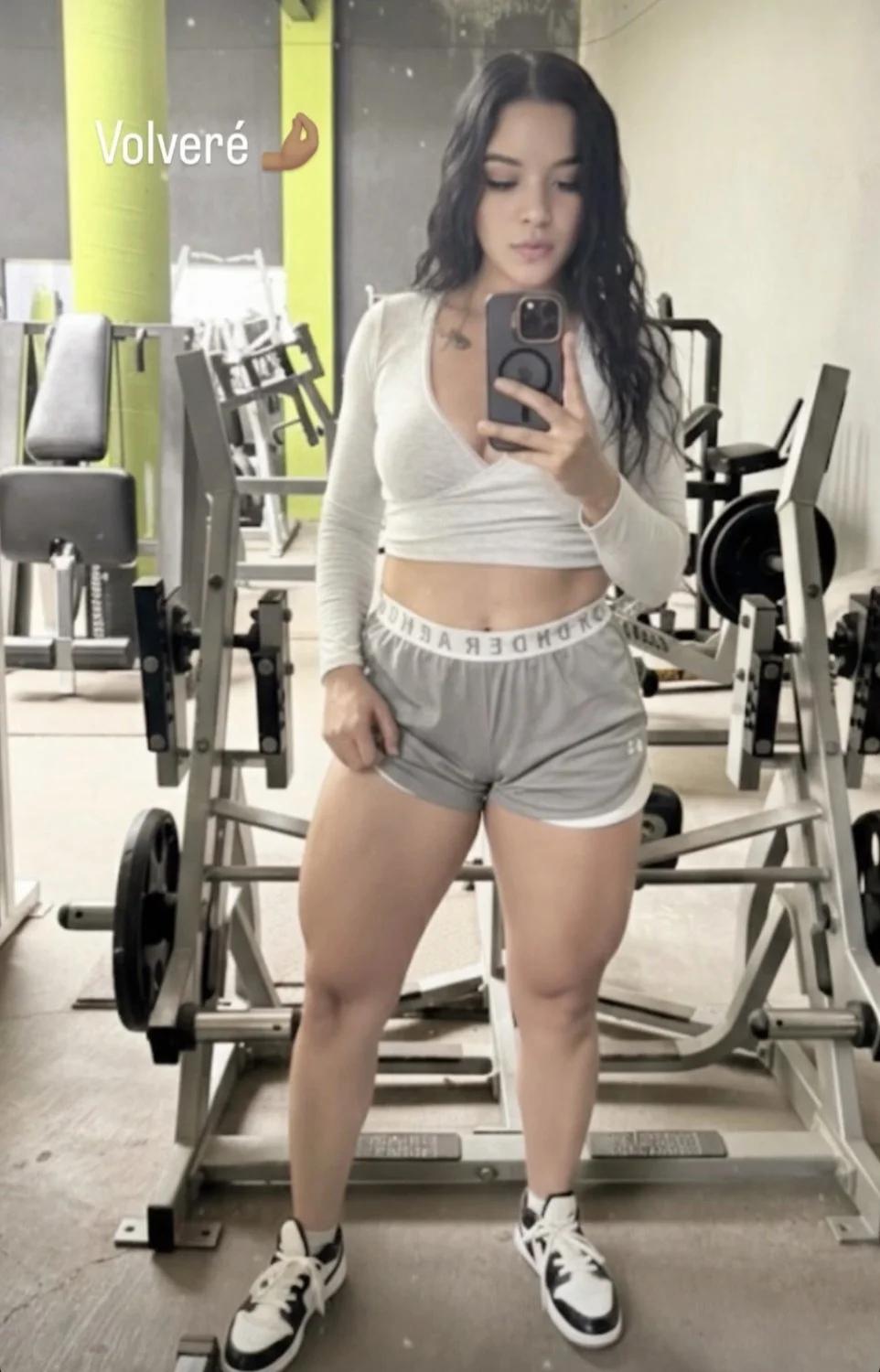 Mayra g image 7