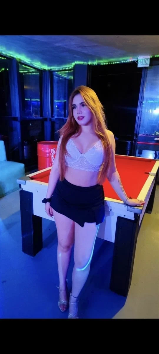 Ruiva novinha gostosa foi vazada no motel main image