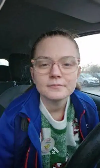 my British ftm ex's sister Jeffrey *IF ANYBODY CAN HACK HER SNAP DM ME* cover image