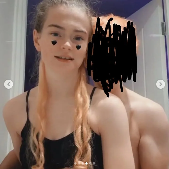 my British ftm ex's sister Jeffrey *IF ANYBODY CAN HACK HER SNAP DM ME* image 19