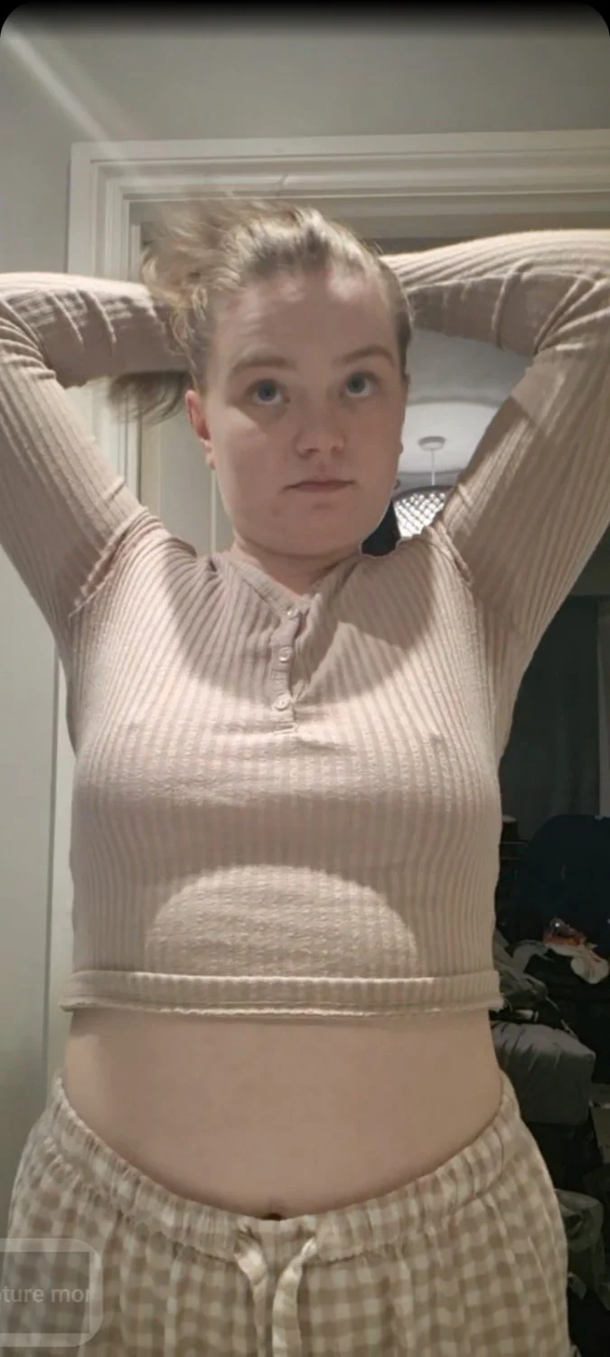 my British ftm ex's sister Jeffrey *IF ANYBODY CAN HACK HER SNAP DM ME* image 36