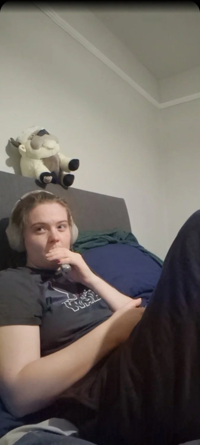my British ftm ex's sister Jeffrey *IF ANYBODY CAN HACK HER SNAP DM ME* image 50