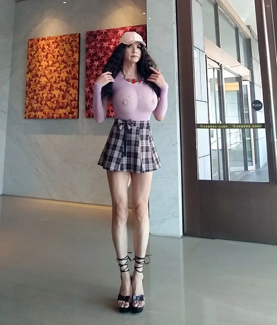 Chinese Crossdresser 07 image 5