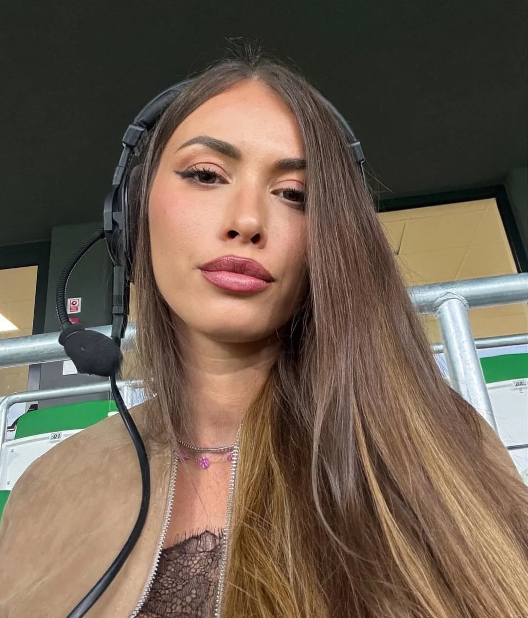 Rossella Petrillo hot italian journalist image 11