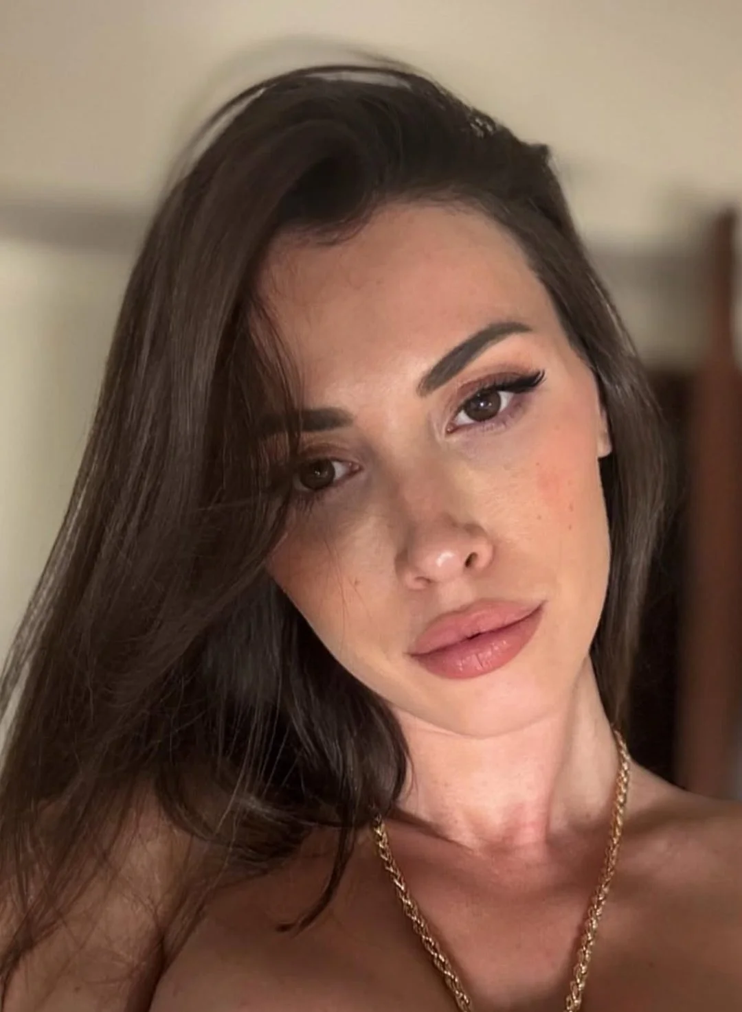Rossella Petrillo hot italian journalist image 15