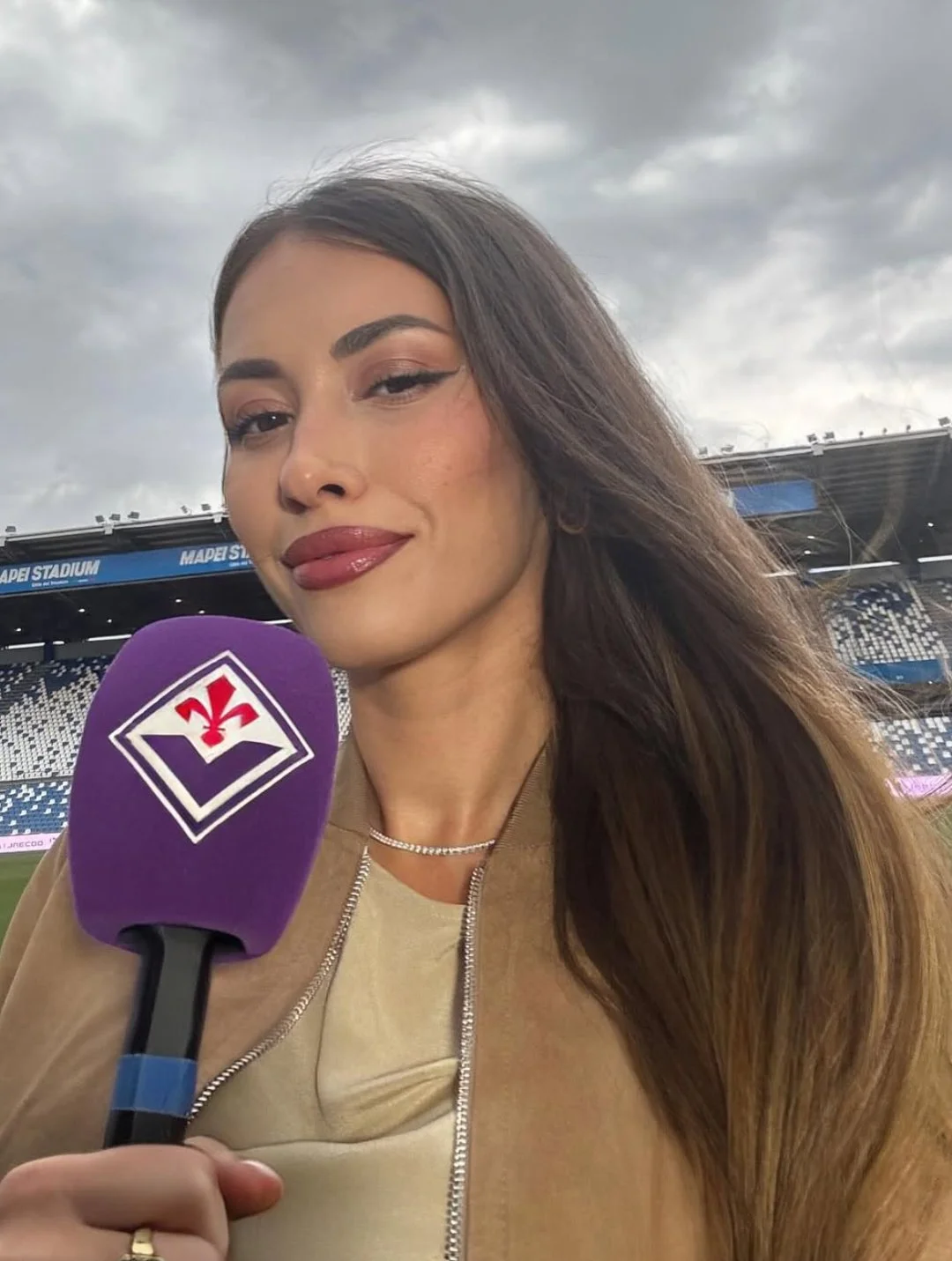 Rossella Petrillo hot italian journalist image 19