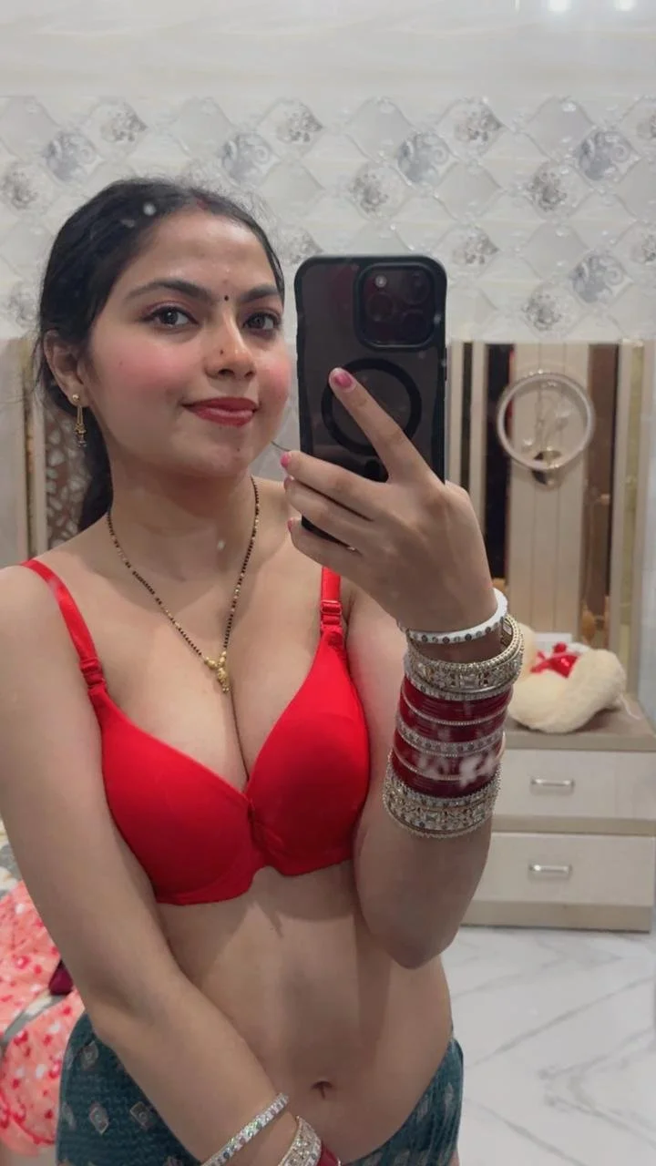 489 - Young Punjabi wife nudes image 14